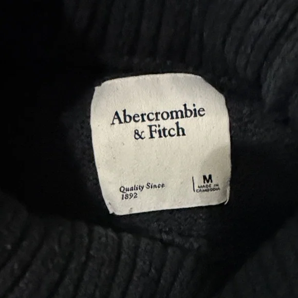 Abercrombie & Fitch Black Knitwear - Picture 2 of 3